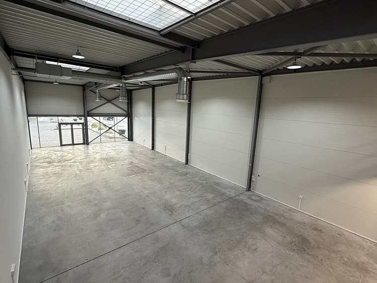 Pronájem obchodního prostoru 395 m²
