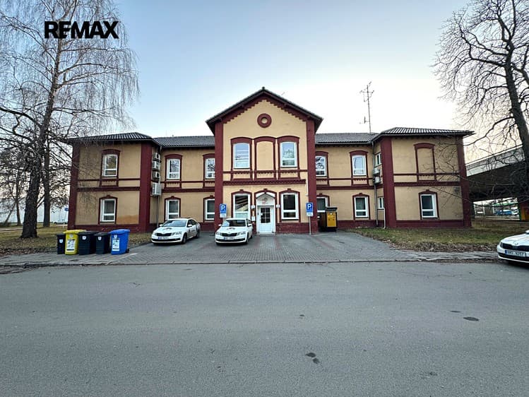 Pronájem kanceláře 57 m²
