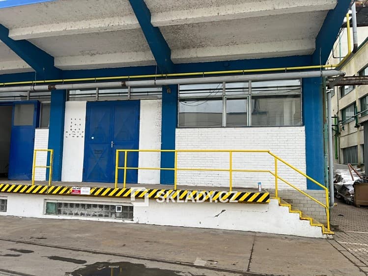 Pronájem skladového prostoru 263 m²