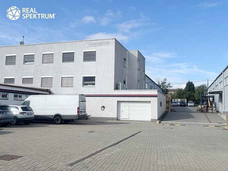Pronájem skladového prostoru 950 m²