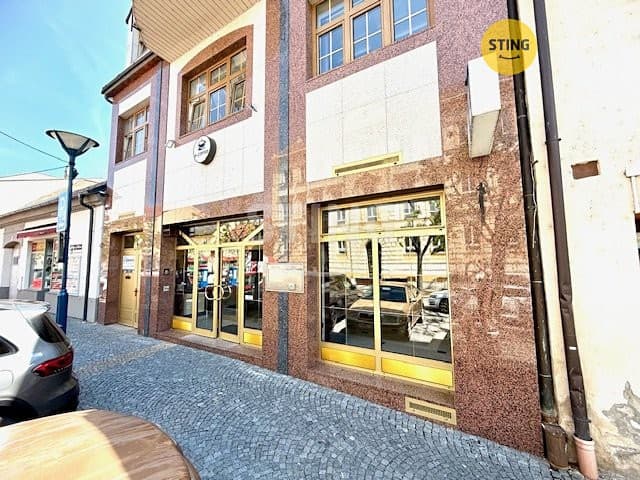 Pronájem obchodního prostoru 150 m²
