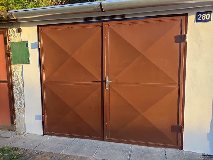 Prodej garáže 18 m²