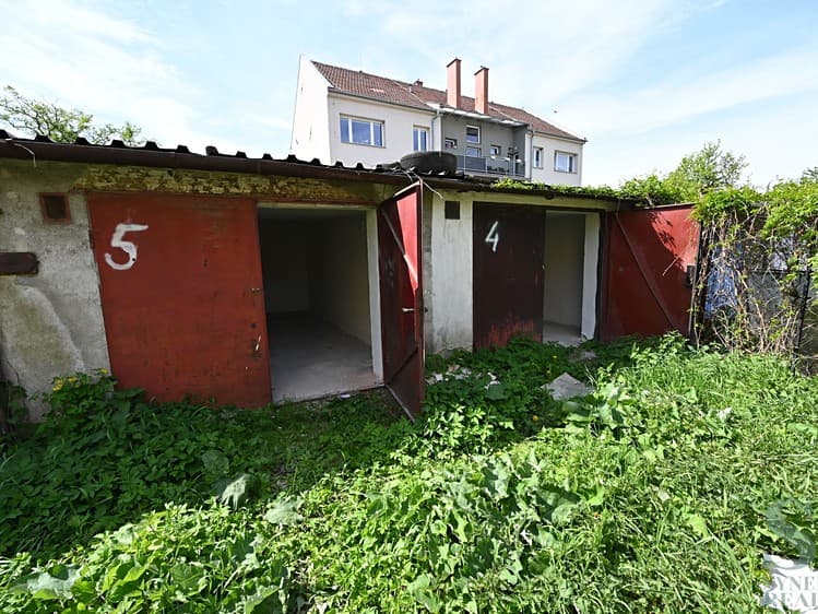 Pronájem garáže 25 m²