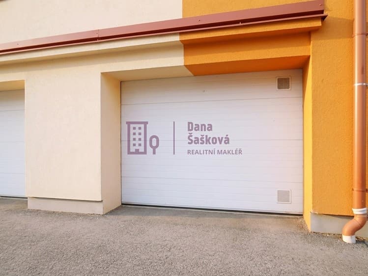 Pronájem garáže 18 m²