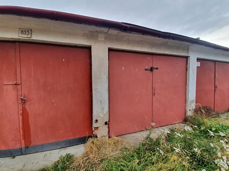 Pronájem garáže 16 m²