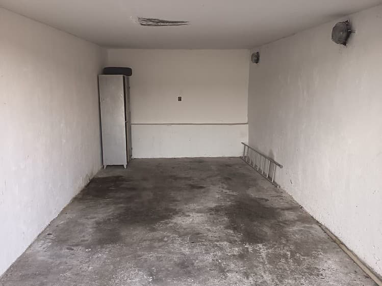 Pronájem garáže 18 m²
