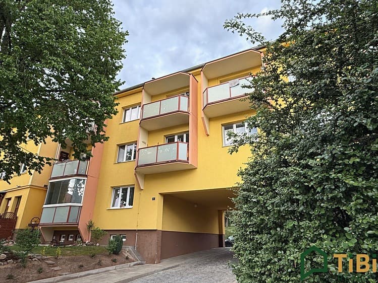 Pronájem bytu 3+kk 87 m²