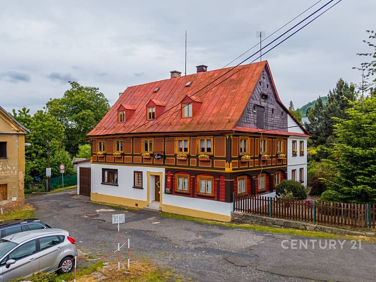 Prodej ubytovacího zařízení 349 m²