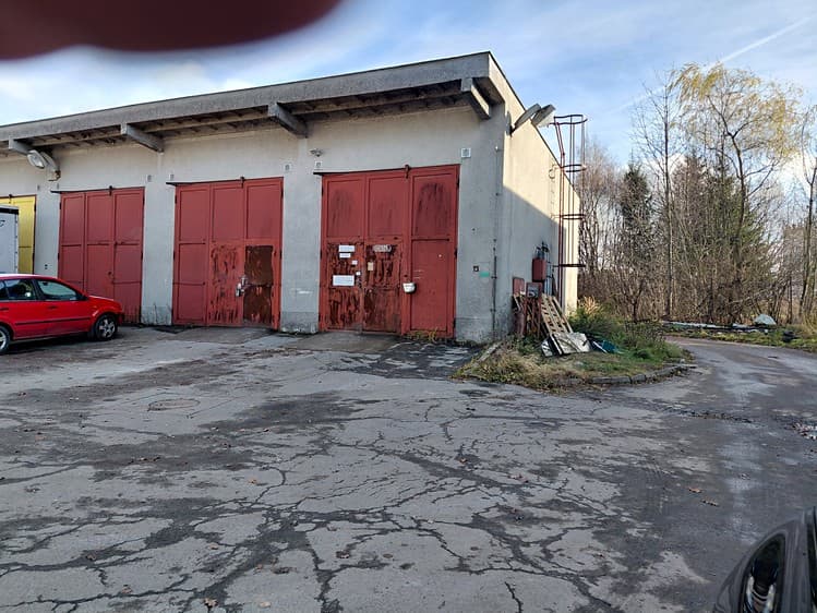Pronájem skladového prostoru 130 m²