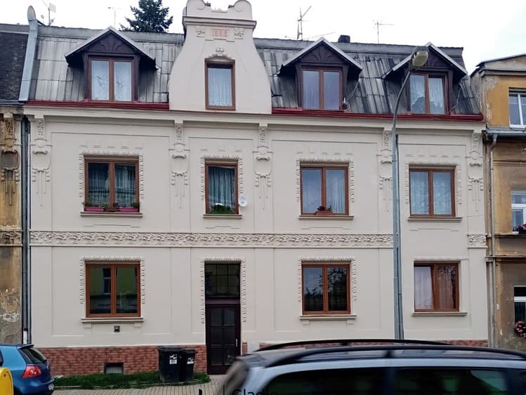 Prodej rodinného domu 450 m², pozemek 296 m²