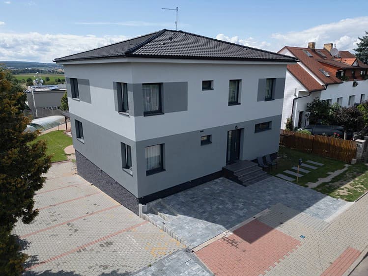 Prodej rodinného domu 210 m², pozemek 837 m²