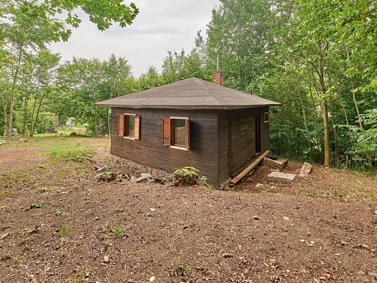 Prodej chaty 45 m², pozemek 1 081 m²