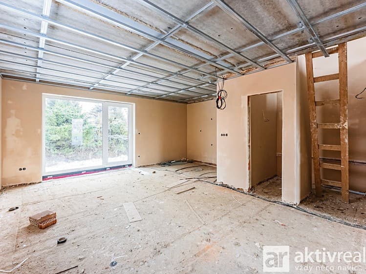Prodej rodinného domu 192 m², pozemek 205 m²