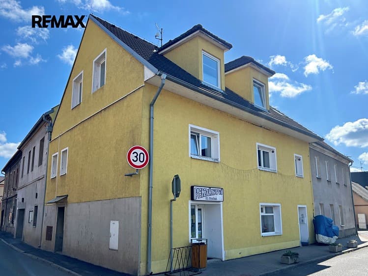 Prodej vícegeneračního domu 407 m², pozemek 244 m²