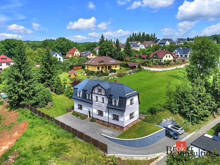 Prodej rodinného domu 163 m², pozemek 1 277 m²