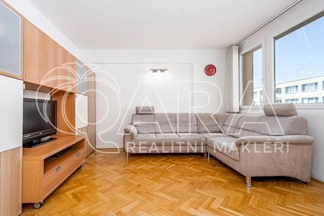 Prodej bytu 3+kk 65 m² (Jednopodlažní)