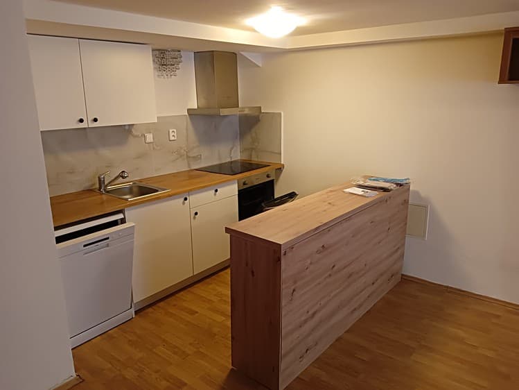 Pronájem bytu 2+kk 57 m² (Jednopodlažní)