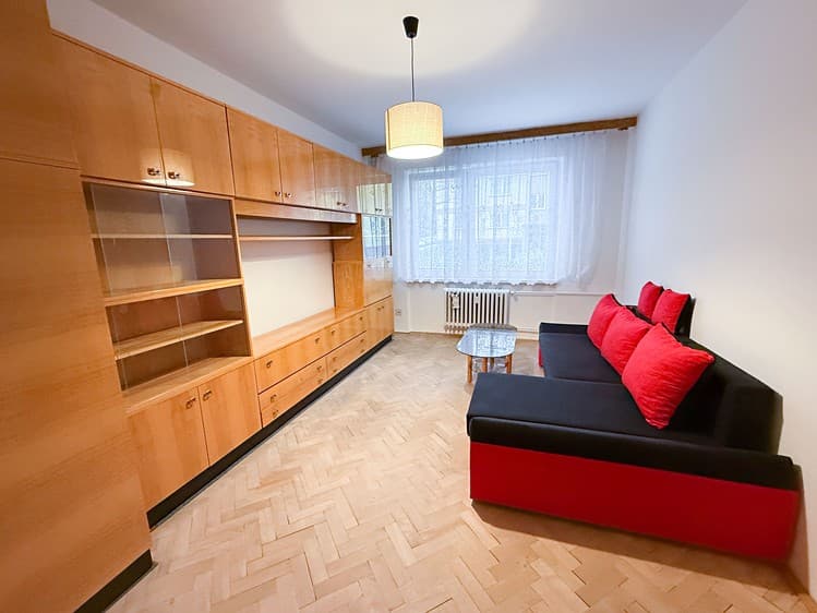 Pronájem bytu 1+1 36 m² (Jednopodlažní)