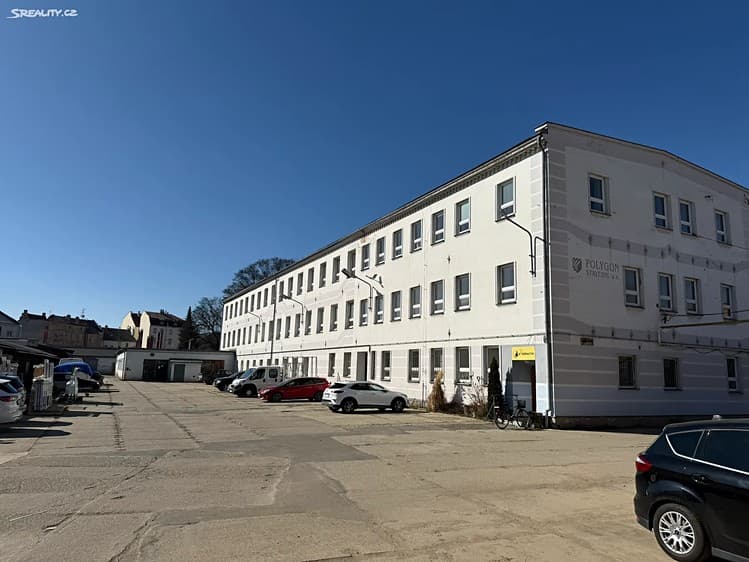 Pronájem skladového prostoru 185 m²