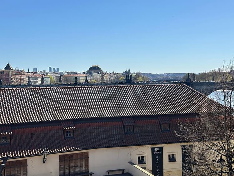 Pronájem bytu 2+1 72 m² (Jednopodlažní)