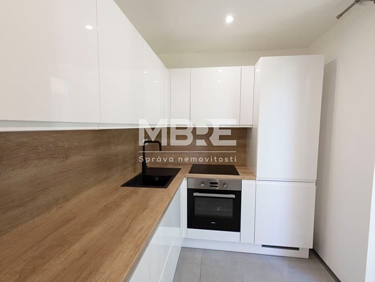 Pronájem bytu 2+1 55 m²