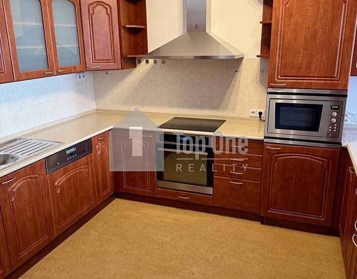 Pronájem bytu 3+kk 84 m²