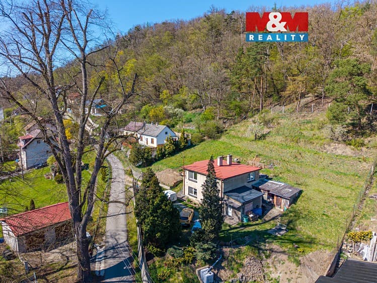 Prodej rodinného domu 132 m², pozemek 1 760 m²