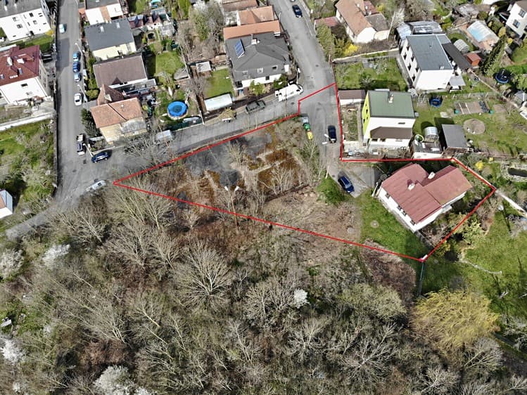 Prodej stavebního pozemku 740 m²