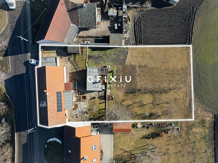 Prodej rodinného domu 160 m², pozemek 1 713 m²