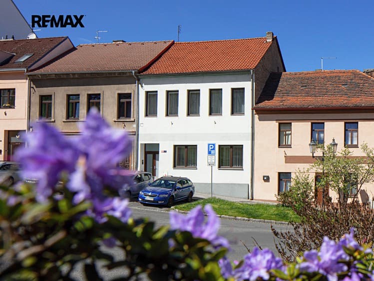 Prodej rodinného domu 193 m², pozemek 264 m²