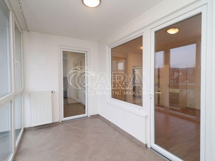 Pronájem bytu 2+kk 44 m²
