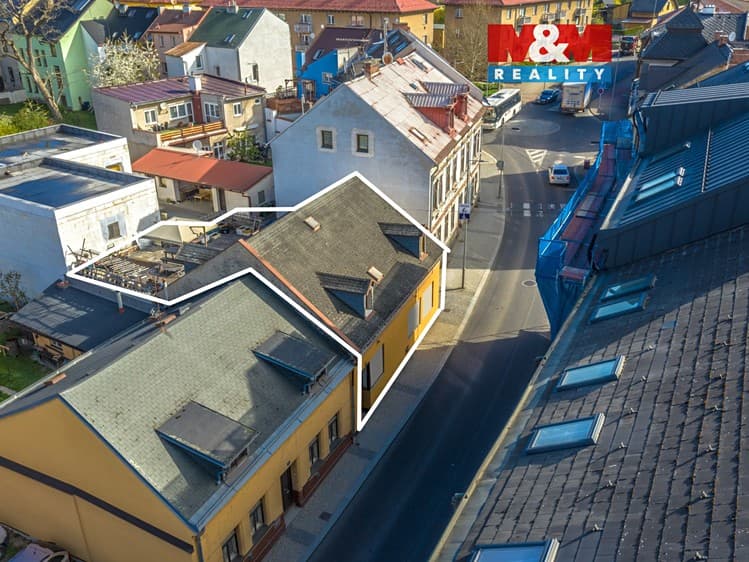 Prodej rodinného domu 223 m², pozemek 182 m²