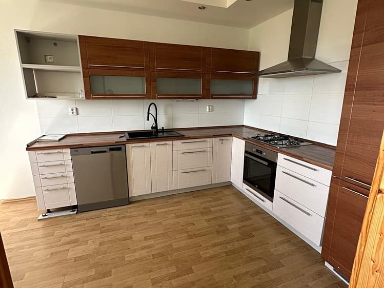Pronájem bytu 3+1 74 m²