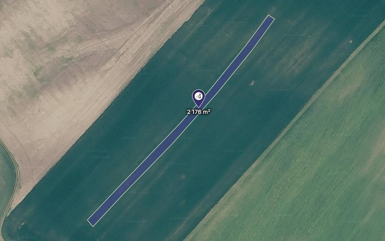 Prodej pozemku 2176 m²
