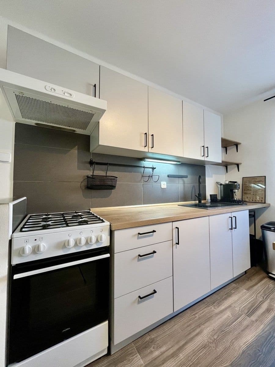 Pronájem bytu 2+1 52 m²