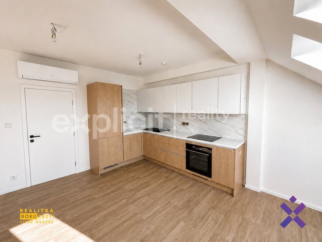 Pronájem bytu 3+kk 94 m²