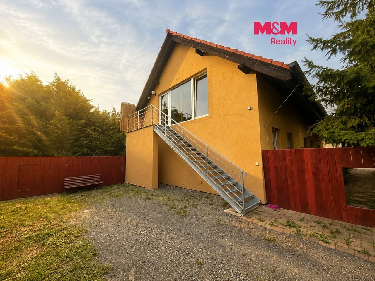 Pronájem bytu 4+kk 100 m²