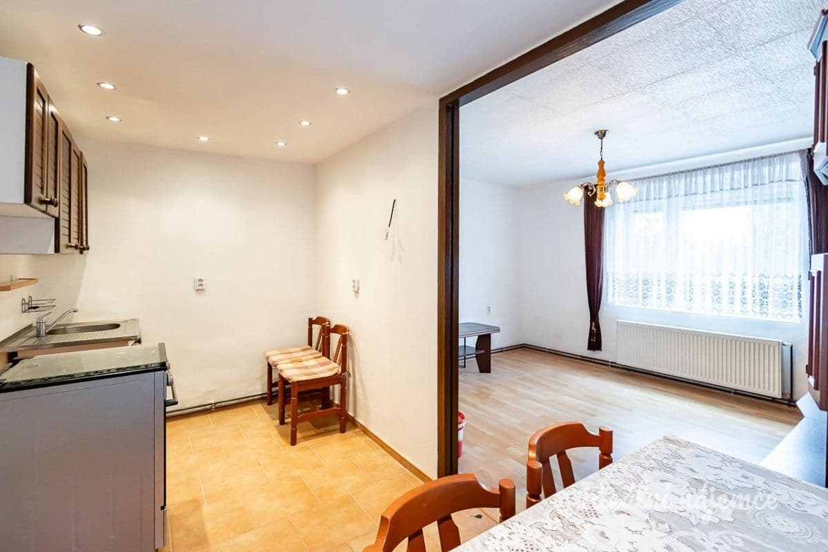 Pronájem bytu 2+1 41 m²