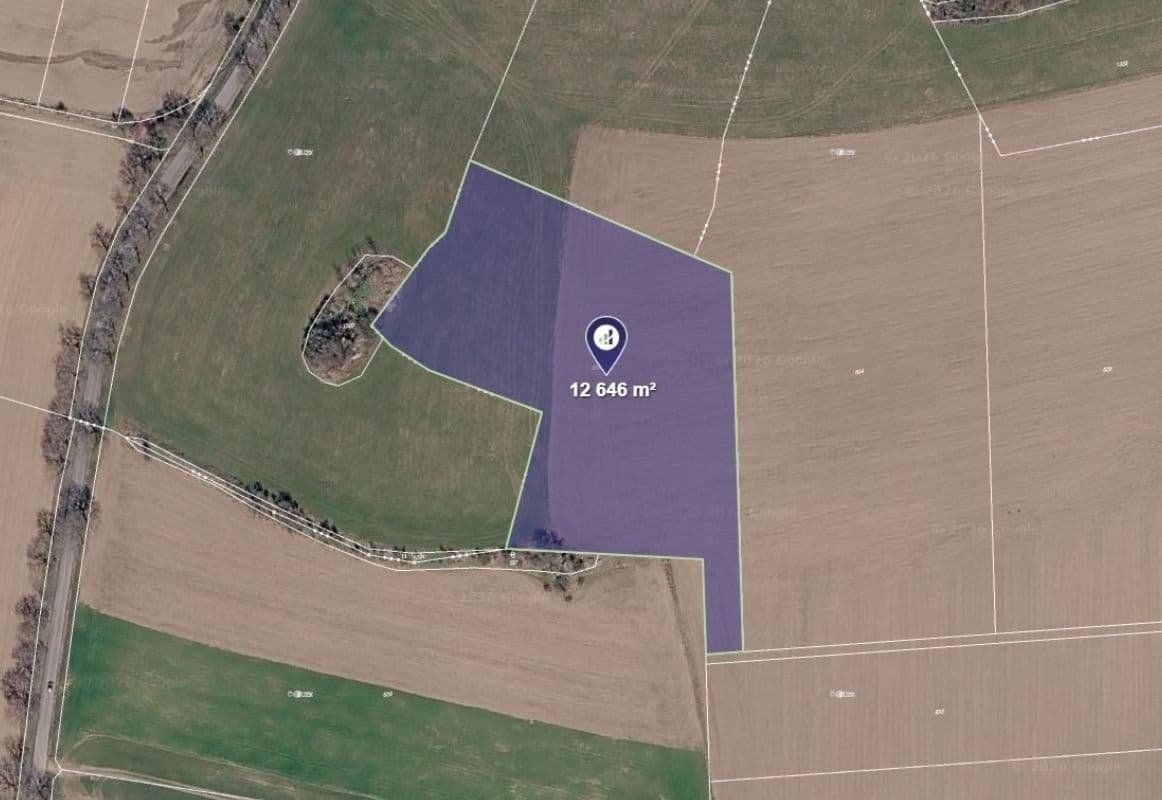 Prodej pozemku 8431 m²