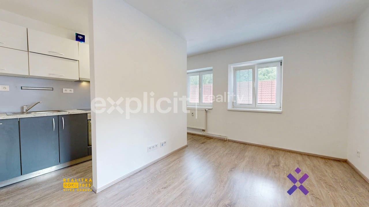 Pronájem bytu 2+kk 38 m²