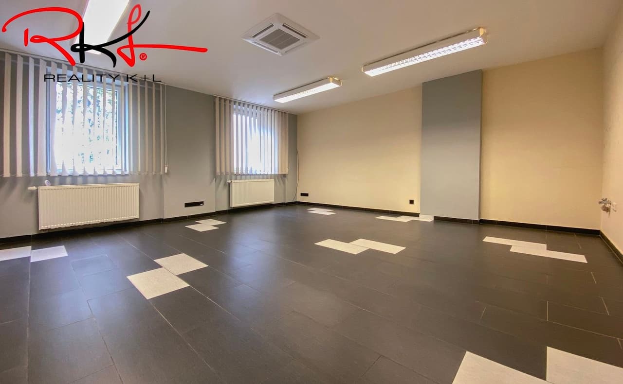 Pronájem komerčního prostoru 32 m²