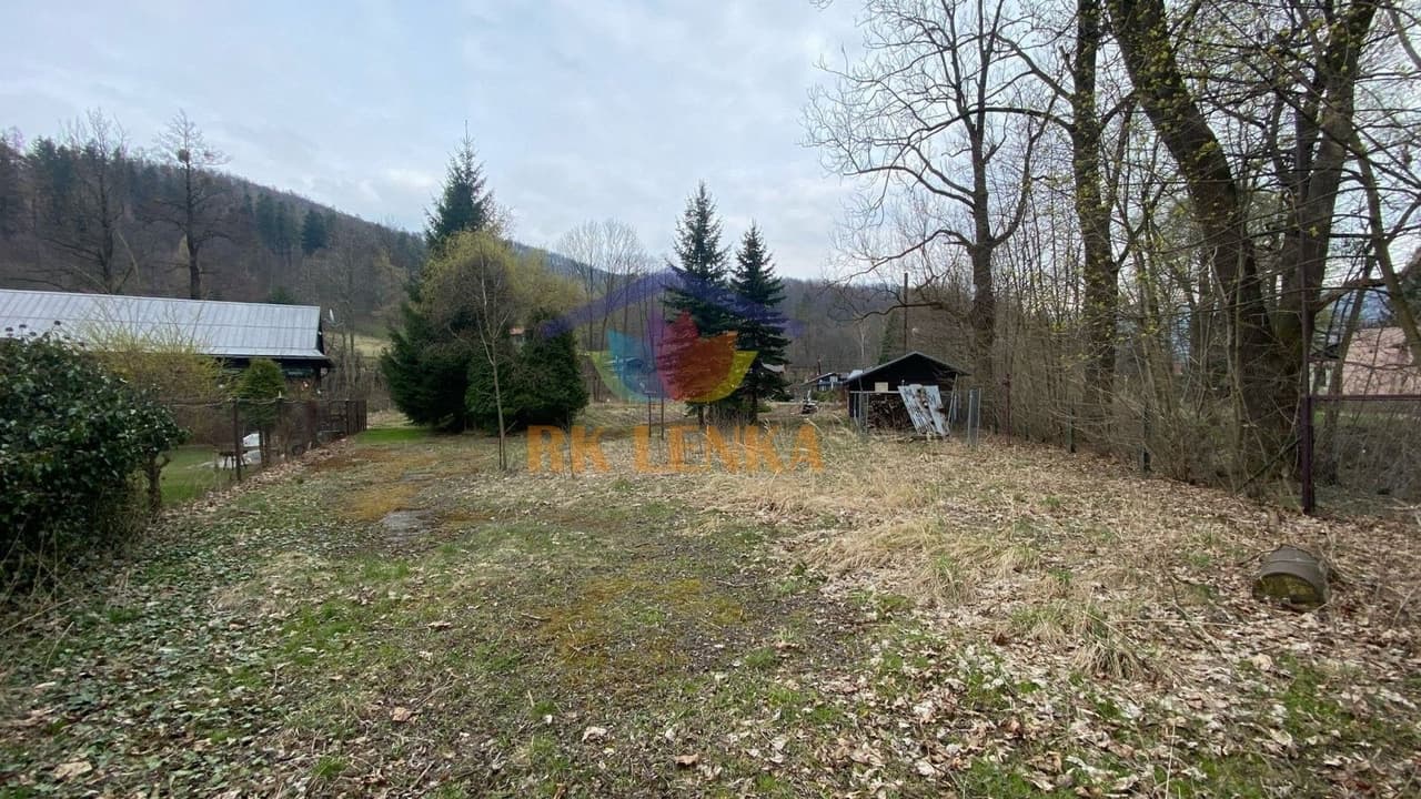 Prodej pozemku 4712 m²