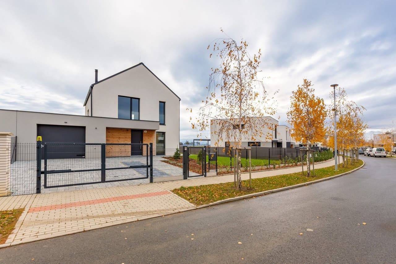 Pronájem domu 178 m²