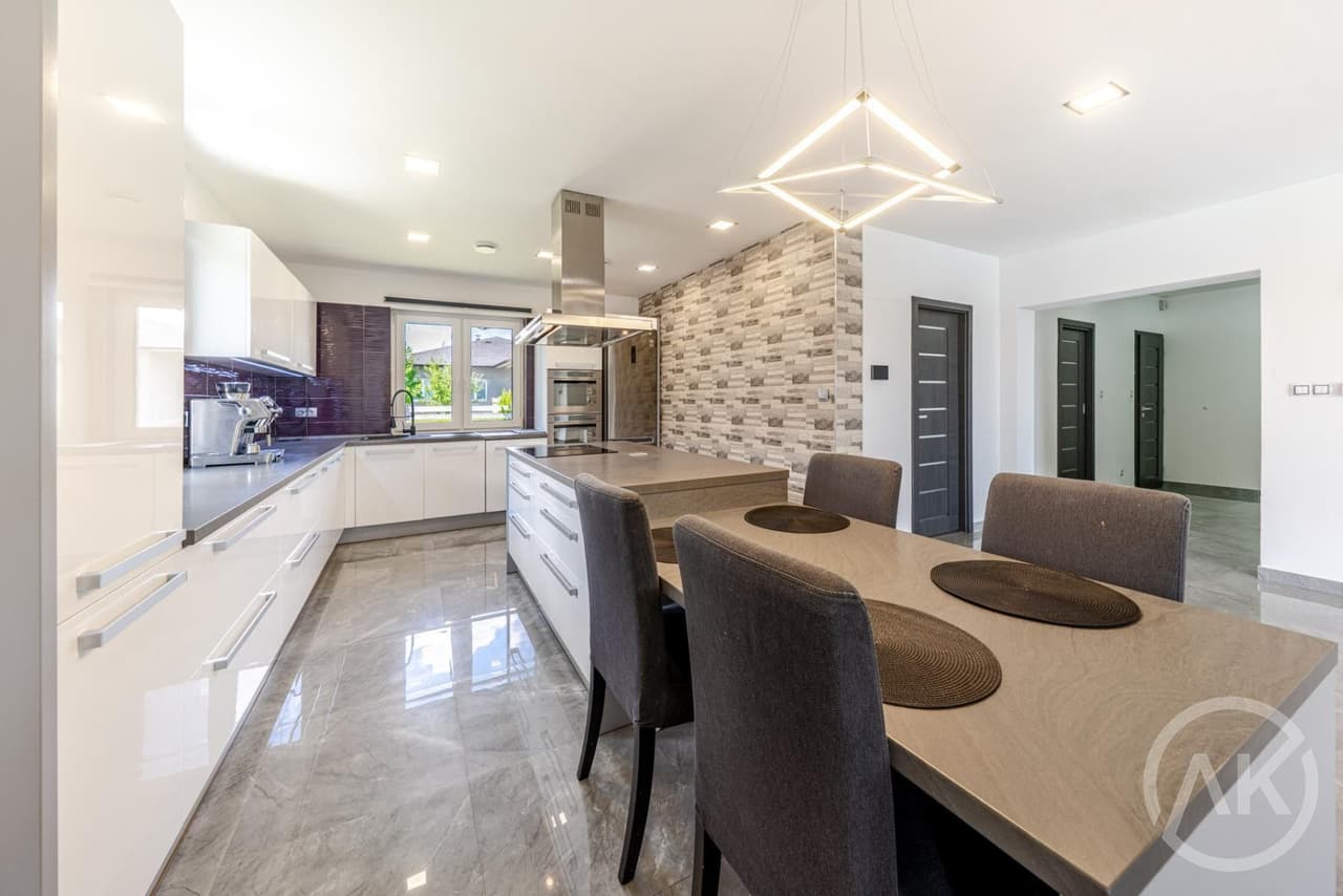 Prodej domu 163 m²