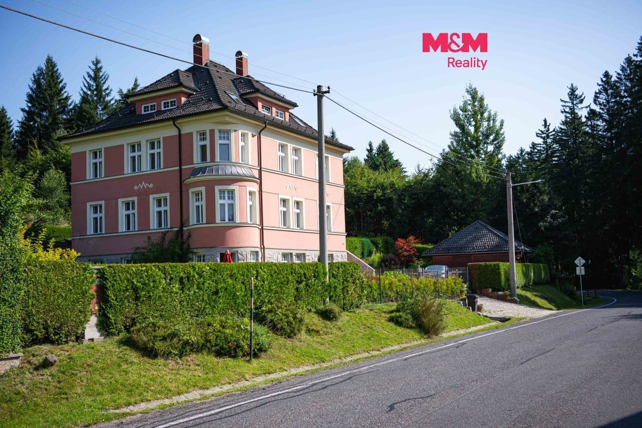 Prodej domu 330 m²