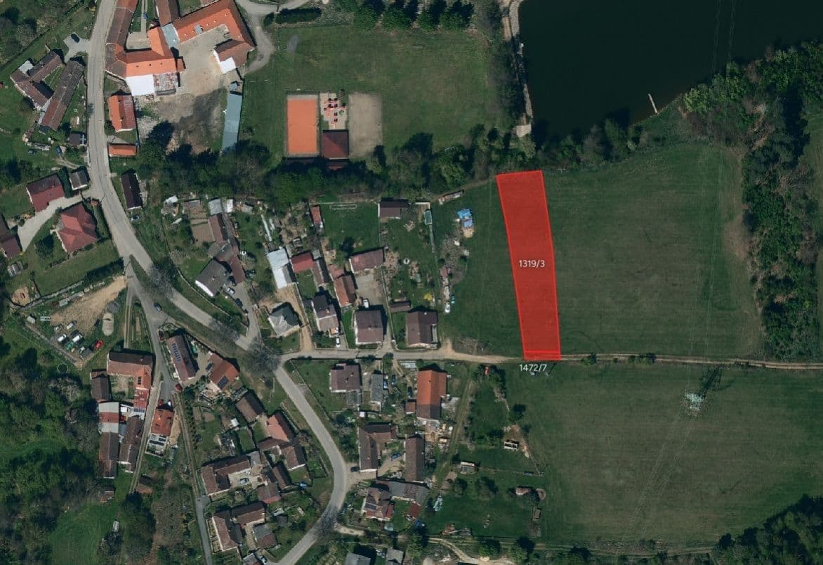 Prodej pozemku 1518 m²