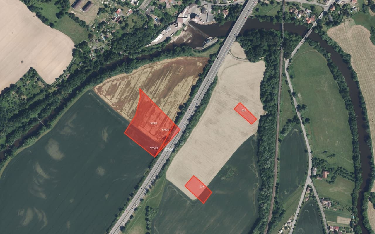 Prodej pozemku 6313 m²