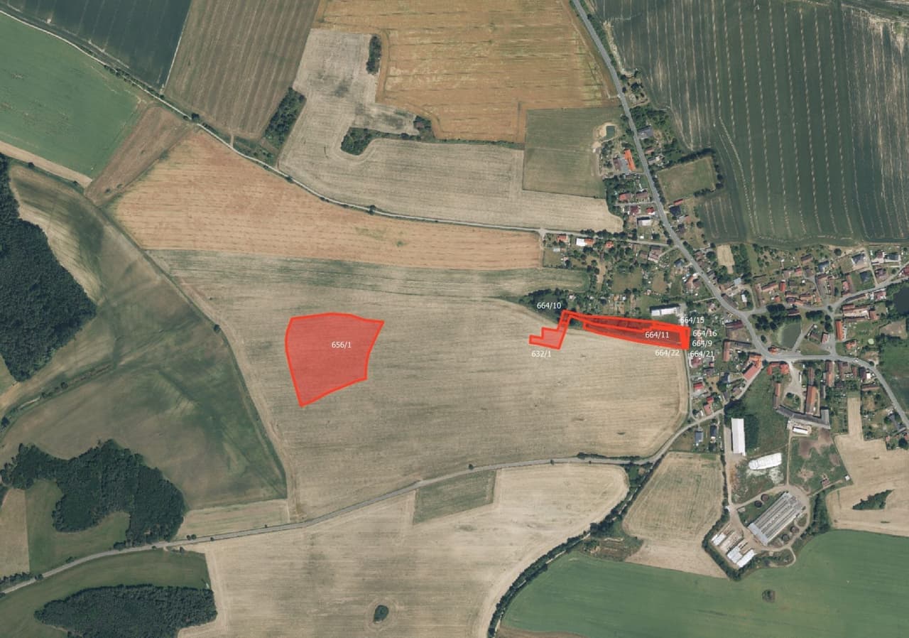 Prodej pozemku 5882 m²