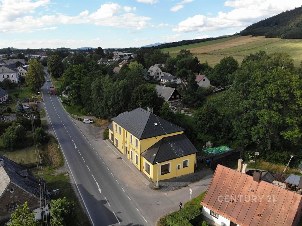 Prodej nemovitosti 500 m²