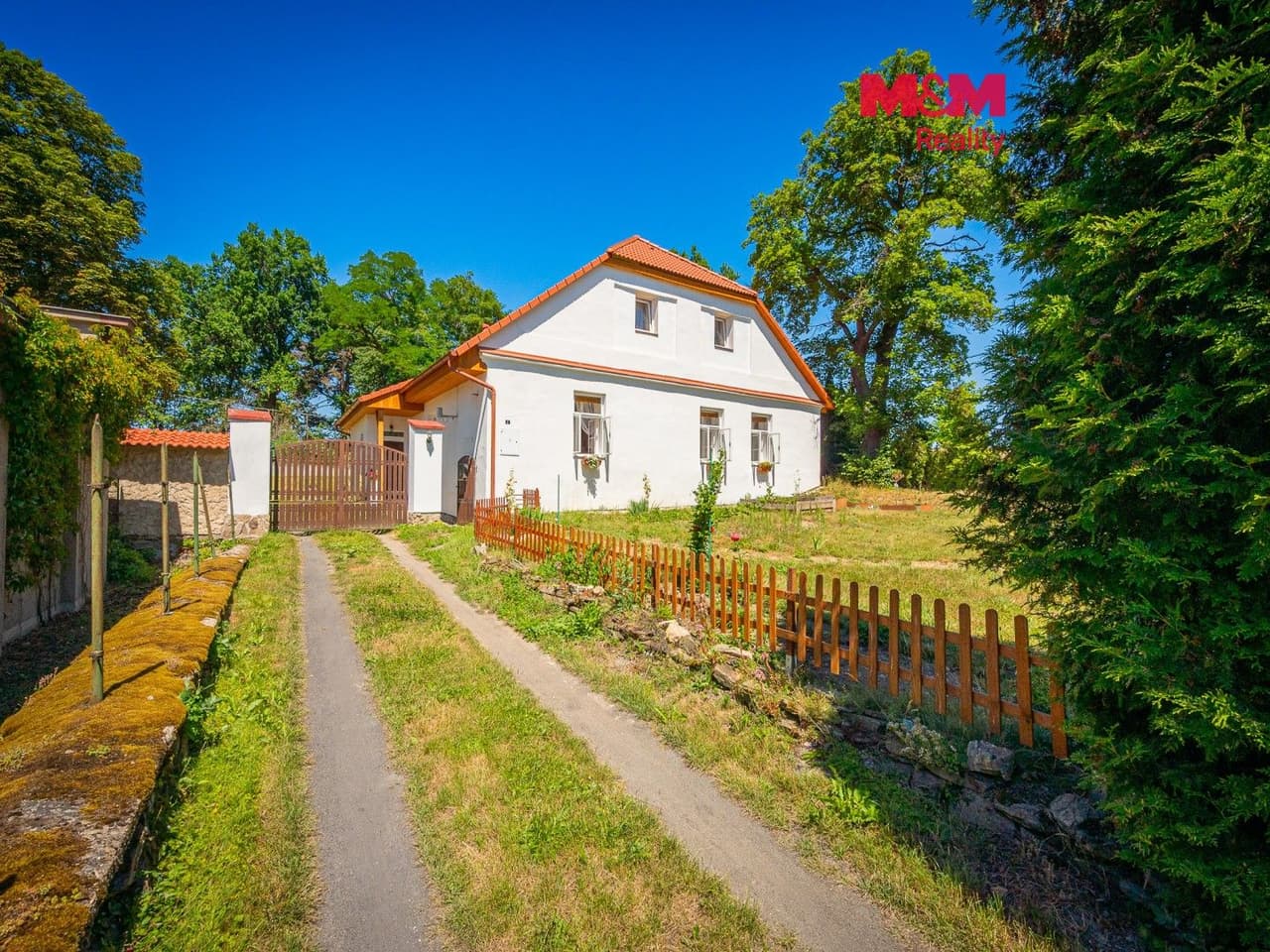Prodej domu 393 m²